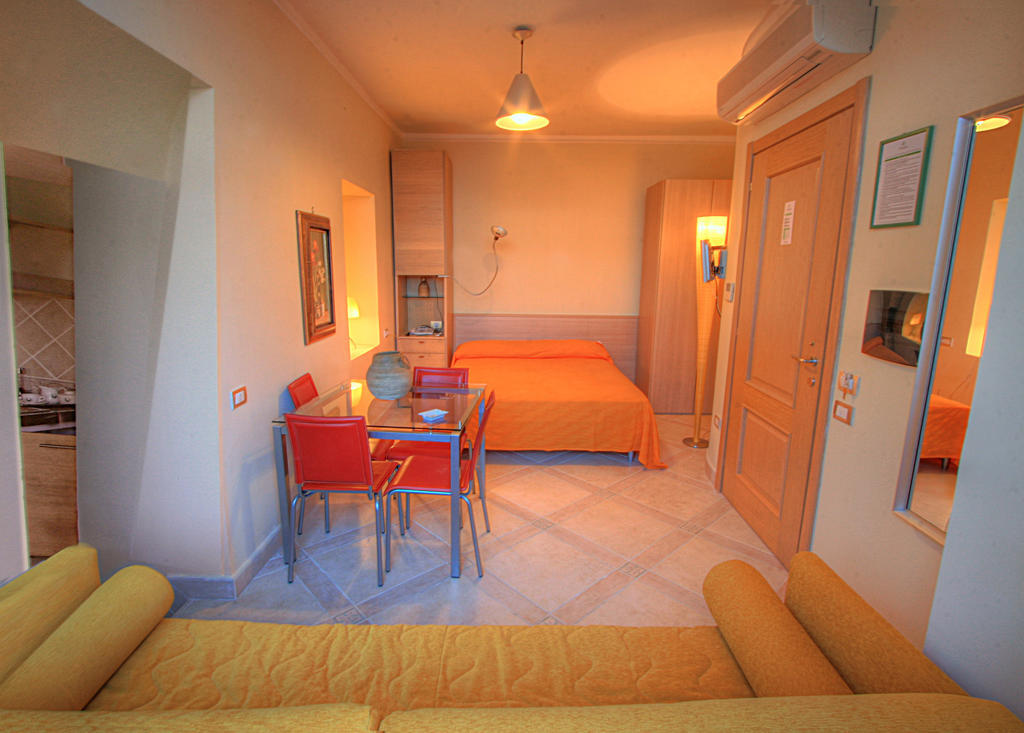 איסקיה Posidonia Residence מראה חיצוני תמונה