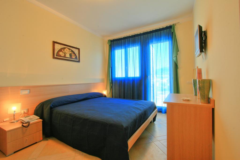 איסקיה Posidonia Residence מראה חיצוני תמונה